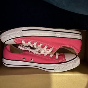 Women’s Converse